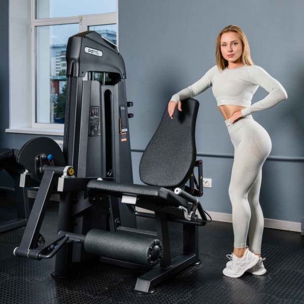 Разгибание ног сидя. DHZ U3002C (Стек 109 кг)